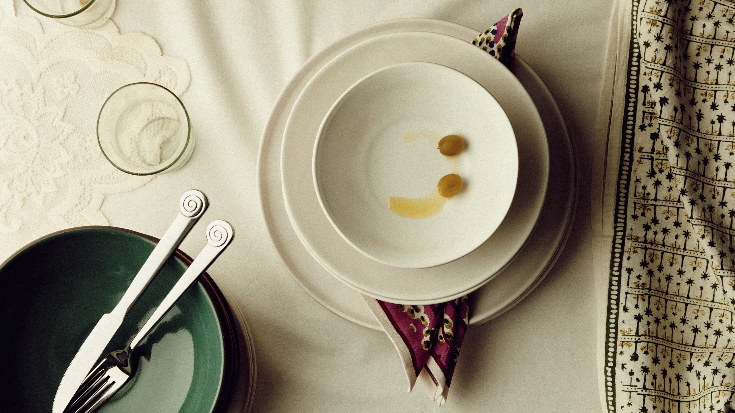 Blue Rose Pottery Store -Blue Rose Pottery Store AD TableTop Final205