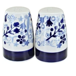 Blue Rose Polish Pottery S086 Manufaktura Salt And Pepper Shakers -Blue Rose Pottery Store GUEST eaaabecf f7d4 4763 bdc0 48e1bf3f24a4